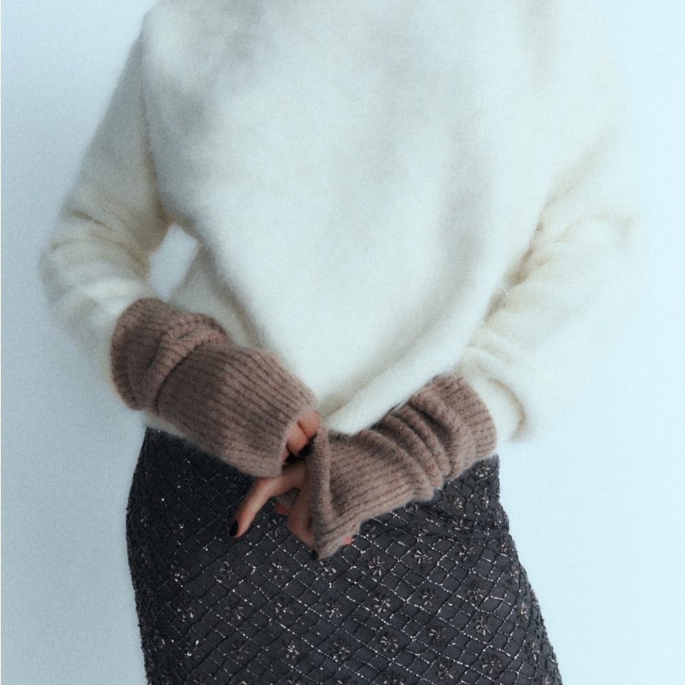 NWT ZARA ribbed knit mittens brown / taupe